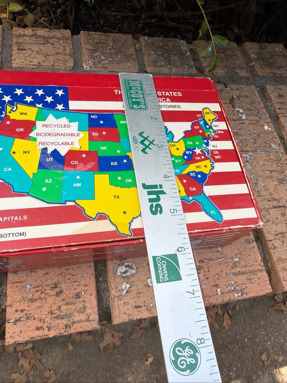 Vintage USA Map Keepsake School Supply Pencil Box in Red, Blue, Yellow, Green